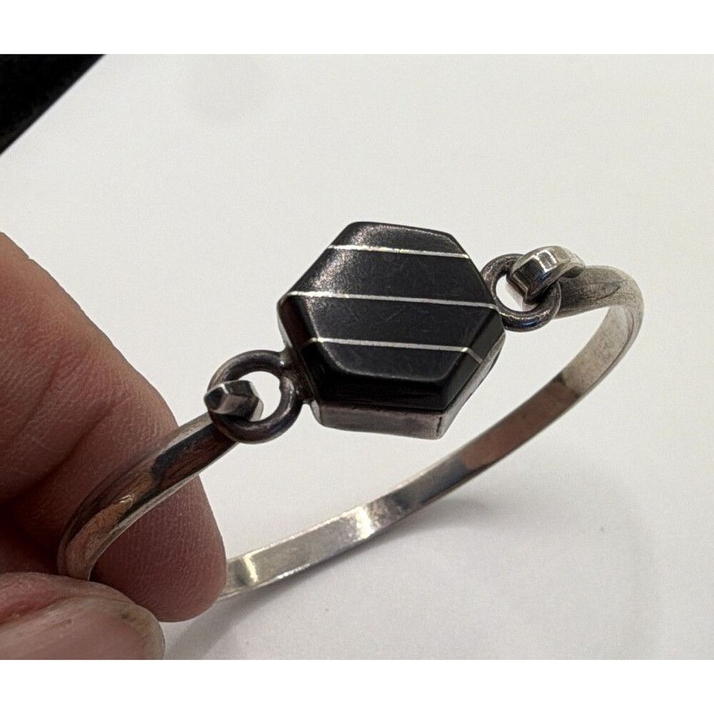 Taxco Signed 925 Sterling Silver Cuff Bracelet Black Hexagon Onyx Bezel
